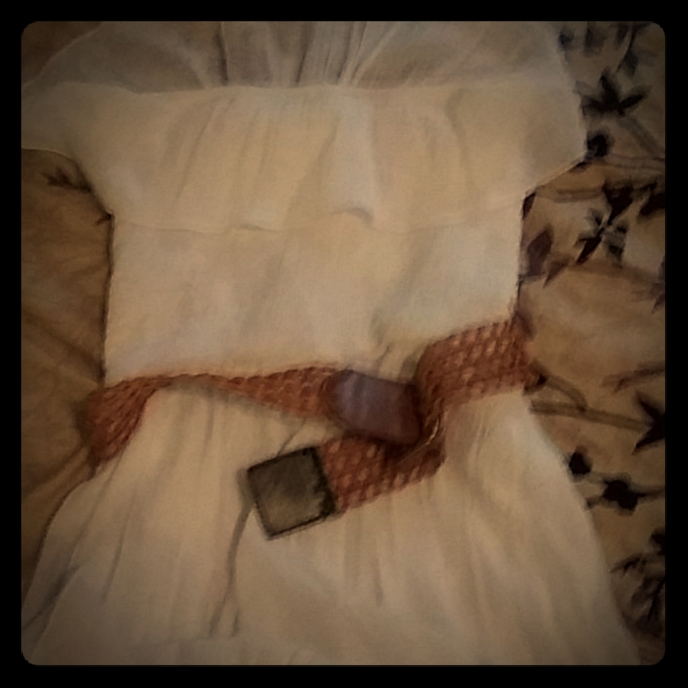 White. BCX flowing dress with belt